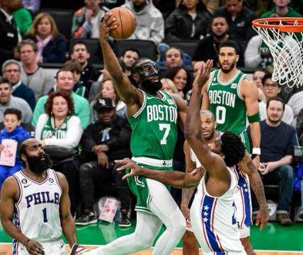 趣体育平台-45分哈登G2变铁登 凯尔特人强势反弹斩获34分大胜