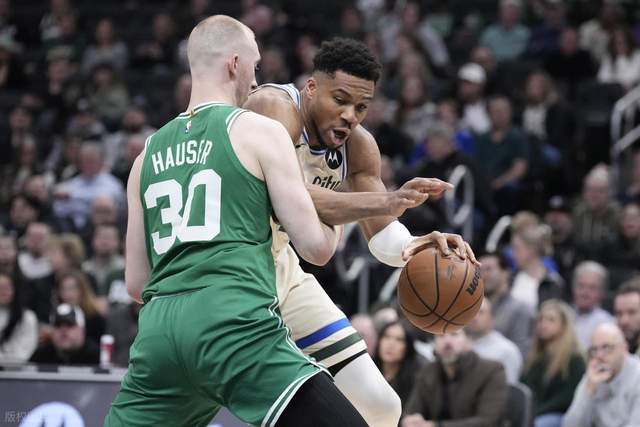 趣体育平台-爆大冷！核心缺席居然27分狂胜：全场鸦雀无声，字母哥复出低迷